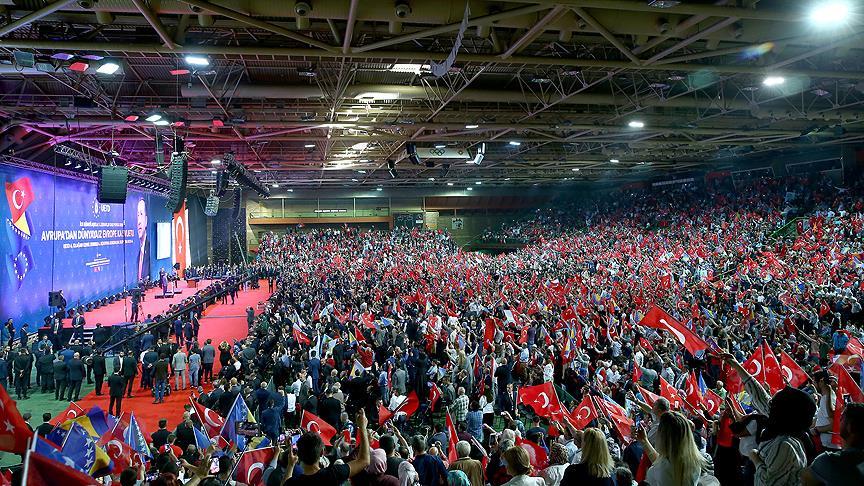 UETD'nin adı Uluslararası Demokratlar Birliği oldu