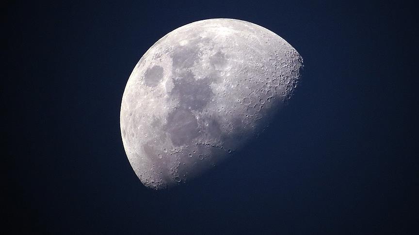 Китай готовится исследовать обратную сторону Луны 