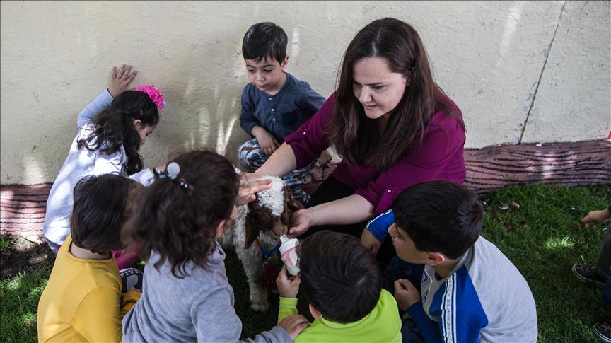 Kindergarten in SE Turkey inculcates love for animals