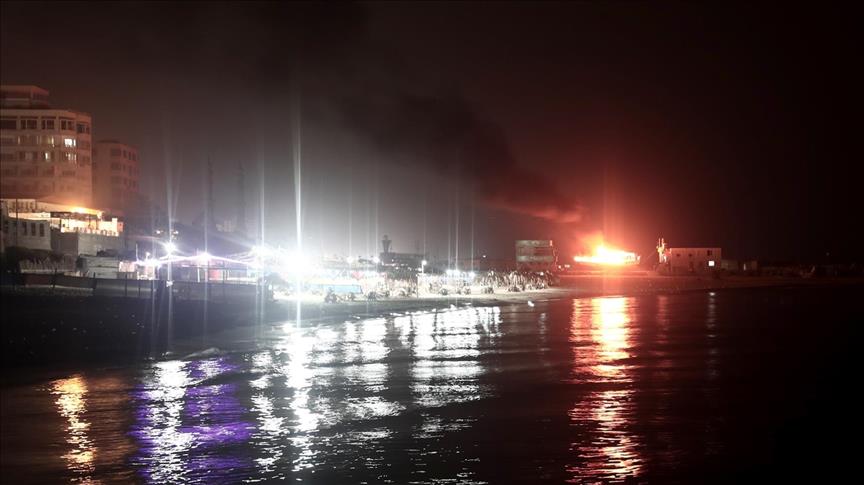 Israel ataca con tres misiles el puerto pesquero de Gaza