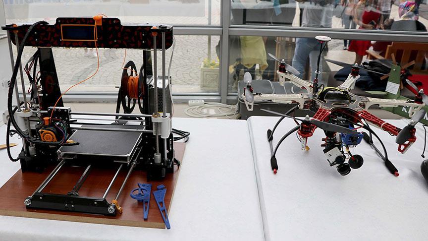 Üniversite öğrencilerinden 3D yazıcı ile 'yerli drone'