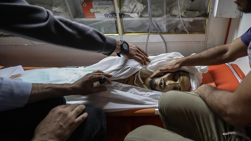  Gazze gösterilerinde yaralanan 2 Filistinli şehit oldu
