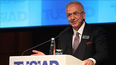 Turkish businesses back Central Bank's move