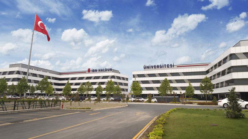 İbn Haldun Üniversitesi: Kutsal metinlerin yorumu din bilginlerine bırakılmalı