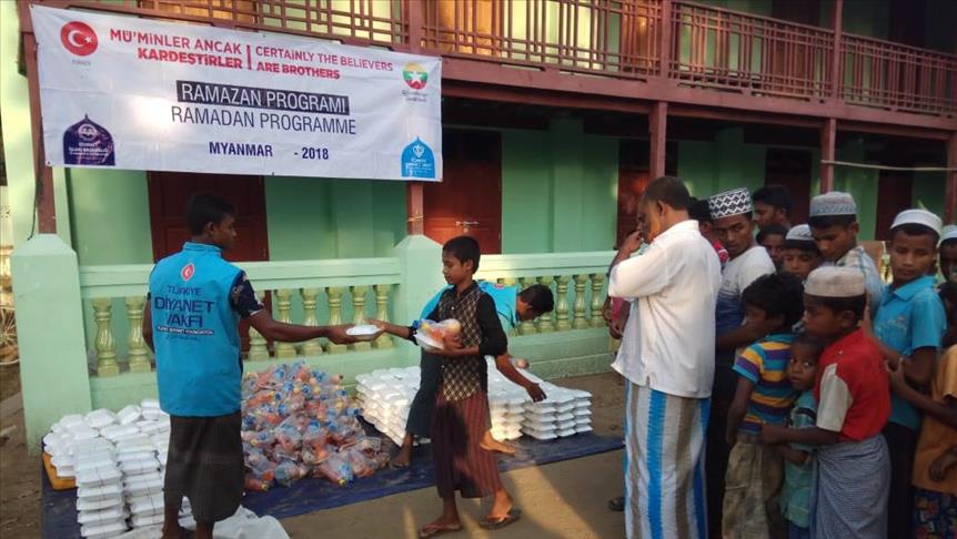 Turkey distributes Ramadan aid to Rohingya in Myanmar