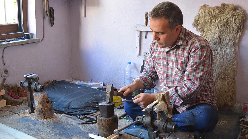 'Kazak torunu' bıçakçı aylar sonrasına sipariş alıyor