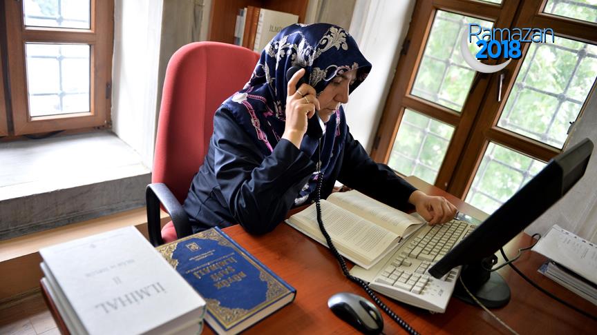 Ramazanın ilk haftasında en çok oruç ve zekat soruldu