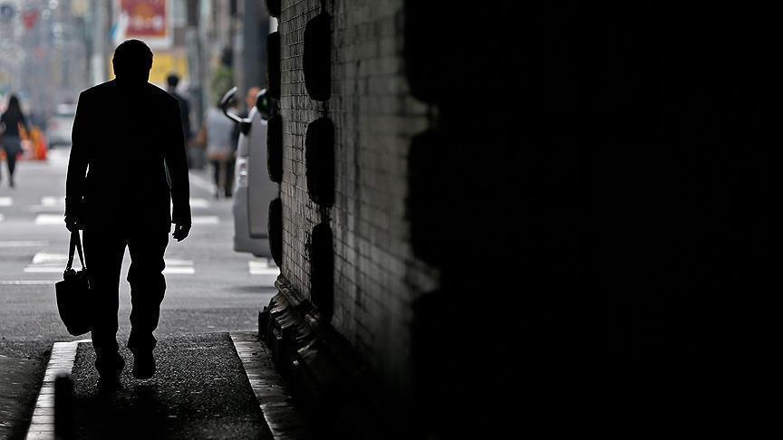 EU unemployment rate down in April