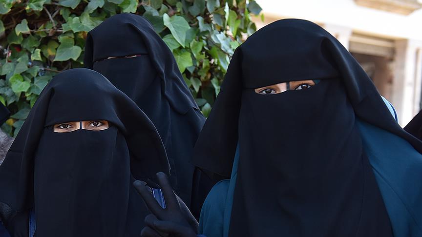 Danimarka'da burka ve peçe yasağı onaylandı