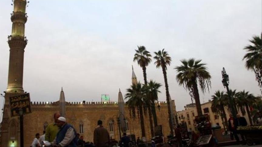 "السيدة زينب" و"الحسين" بمصر.. روحانيات تفيض مدداً في رمضان (تقرير)