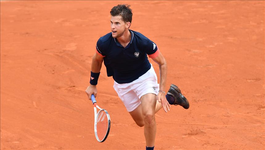 Roland Garros : l’autrichien Thiem, premier qualifié au carré d’as