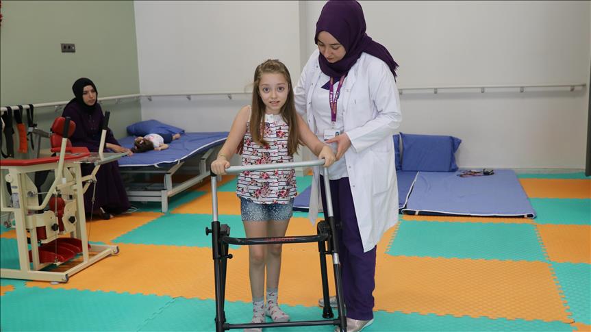 Sehir Hastanesi Sayesinde Ayaga Kalkiyorlar