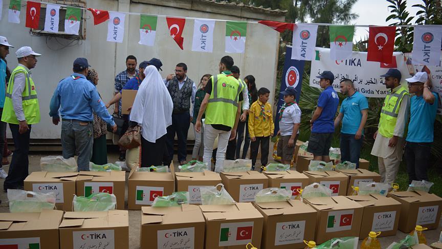 Turkish agency delivers aid to 2,400 families in Africa