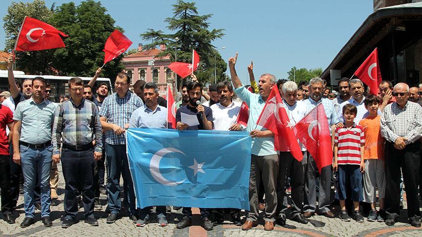 Edirne'de 'DoÄu TÃ¼rkistan' protestosu dÃ¼zenlendi
