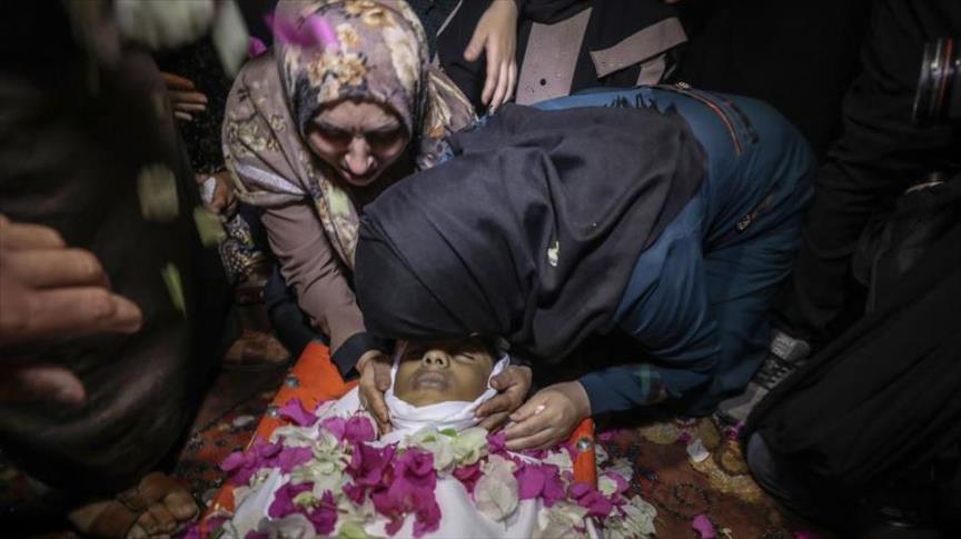 تشييع طفل فلسطيني قتل بنيران الجيش الإسرائيلي في رفح