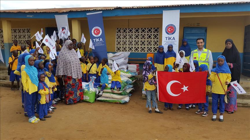 Turkish body delivers aid to orphanages in Sierra Leone