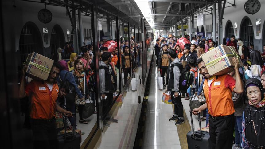 Menerka tradisi perantau kembali ke kampung halaman