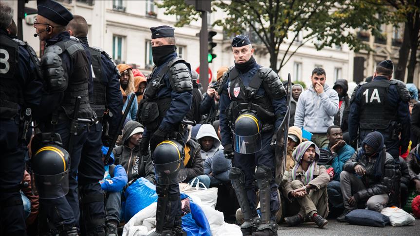 Police clear migrant camp in northern France