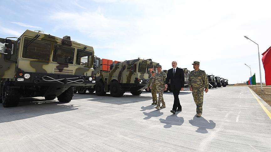 Azerbaycan'da uzun menzilli füzeler için yeni kışla