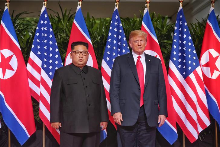 Trump-Kim : Signature d’un "document global" 