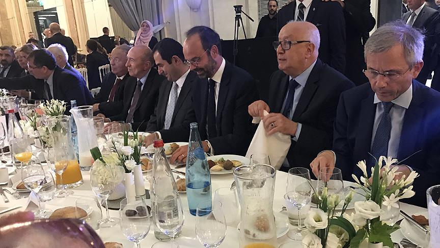 Fransa Başbakanı Philippe Fransa İslam Konseyi'nin iftarına katıldı