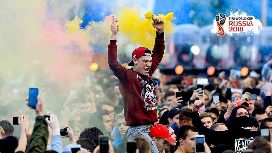 Праздник футбола на улицах Москвы 