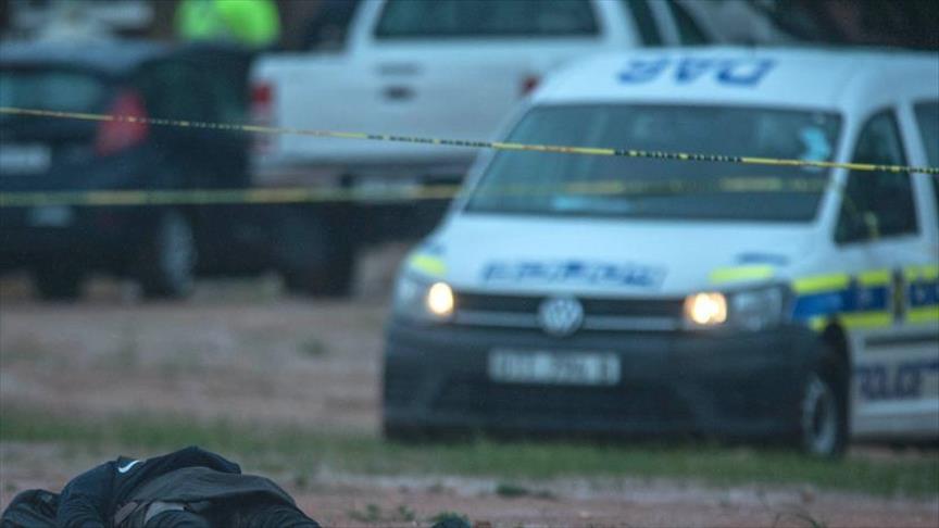 Güney Afrika’da camide bıçaklı saldırı: 2 ölü   