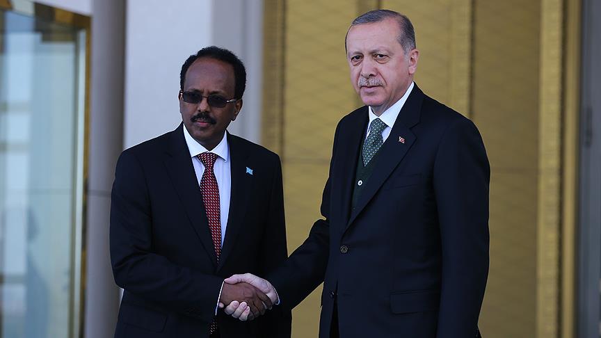 Erdoğan ile Somali Cumhurbaşkanı Fermacu bayramlaştı