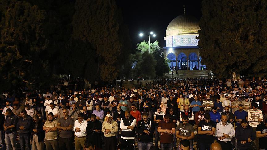 Mbi 3 milionë muslimanë vizituan Mesxhid-i Aksanë në Ramazan