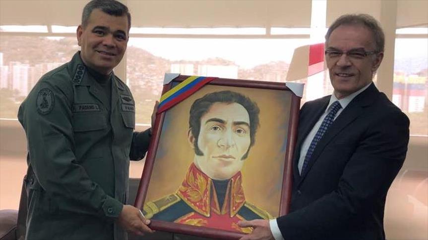 Turquía y Venezuela intercambiarán conocimientos militares