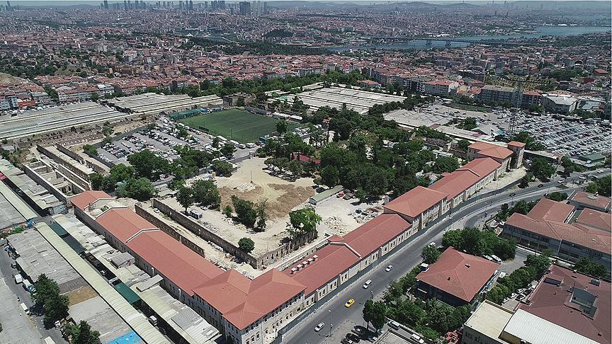 Turquie : Une caserne ottomane transformée en bibliothèque moderne