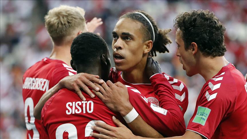 Danimarka, Peru'yu tek golle geçti