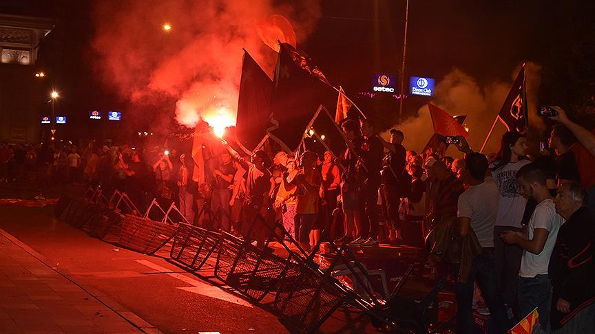 Makedonya'da 'ismimizi vermeyiz' protestosu