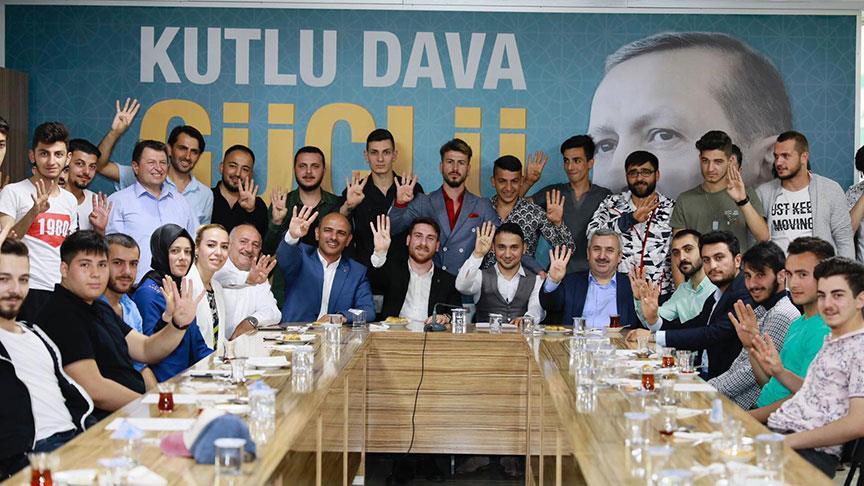 İYİ Parti ilçe gençlik teşkilatında toplu istifa