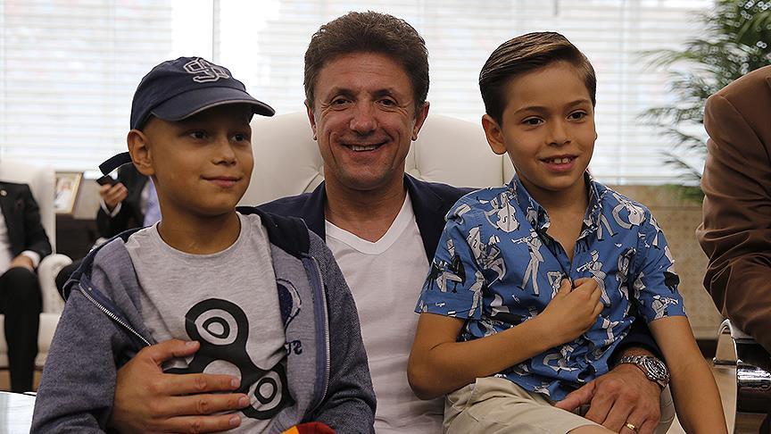 Popescu kanser hastası Rumen çocuk için Türkiye'de