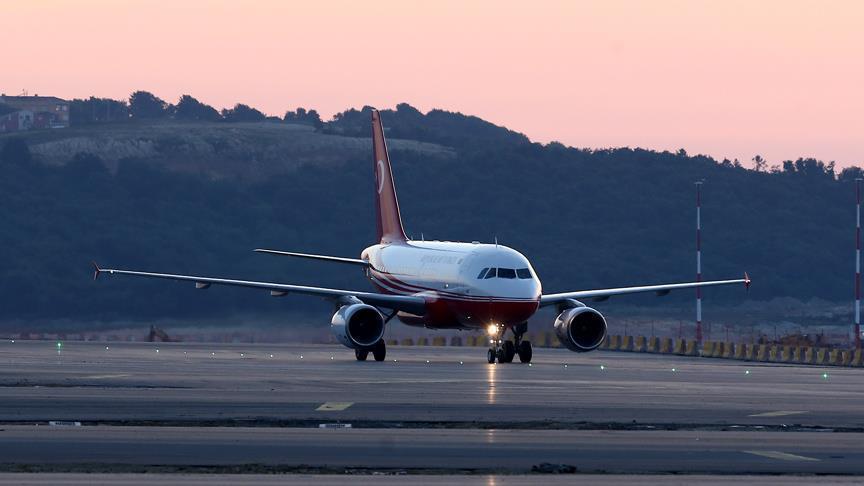 Prvo slijetanje: Erdoganov avion sletio na novi aerodorom u Istanbulu 