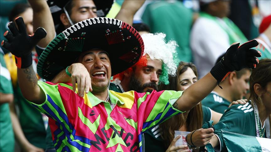México y Serbia, multados por comportamiento de sus hinchas