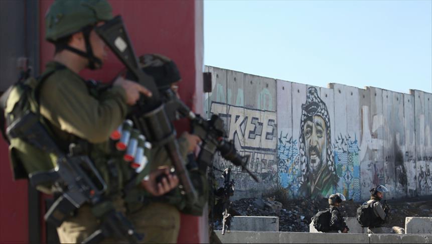 إصابة فلسطيني برصاص الشرطة الإسرائيلية قرب حاجز شرق القدس