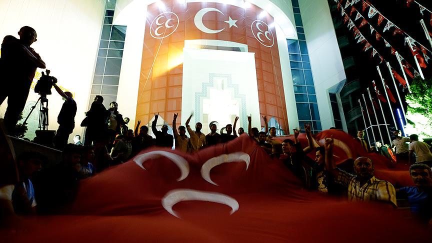 MHP'den teşekkür ilanı ile tepki
