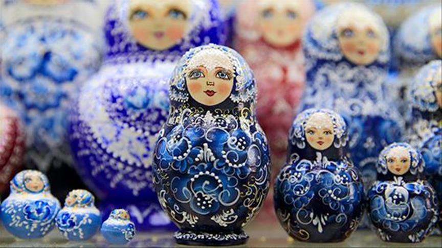 Российские матрешки популярны у гостей ЧМ-2018 по футболу