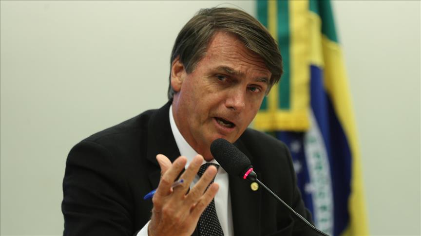 Candidato de derecha encabeza las encuestas presidenciales en Brasil