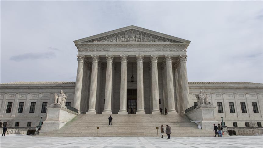 Juez de EEUU se retira de Corte Suprema