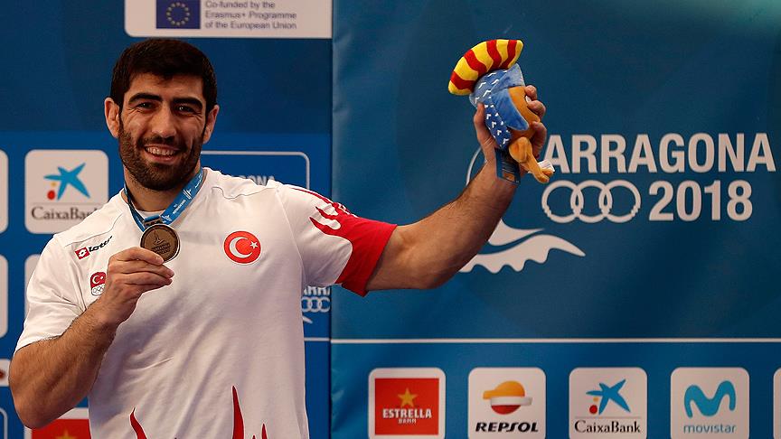 Akdeniz Oyunları'nda minderin hakimi Türkiye