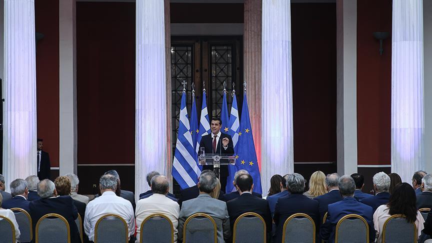 Bailout end in sight, challenges remain for Greece: IMF