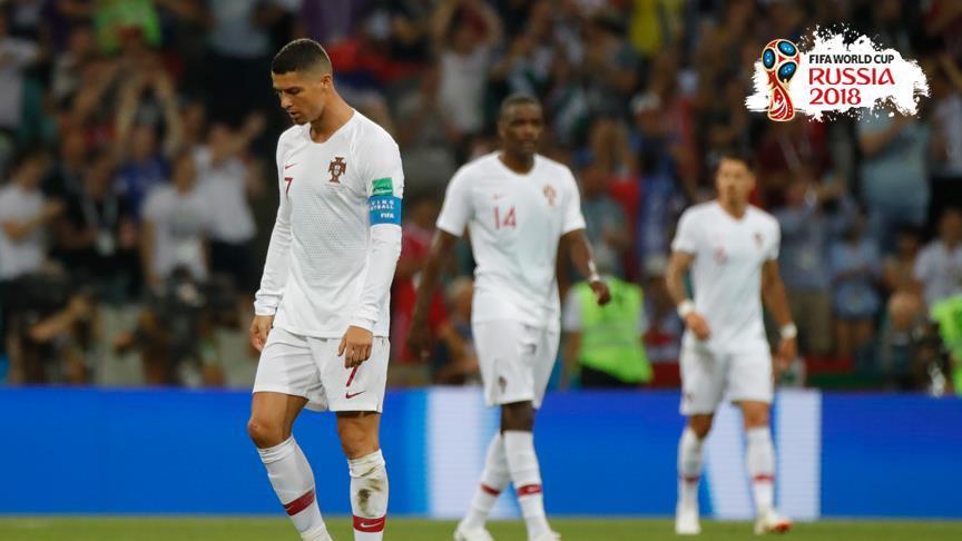 World Cup: Cavani stars as Uruguay eliminate Portugal