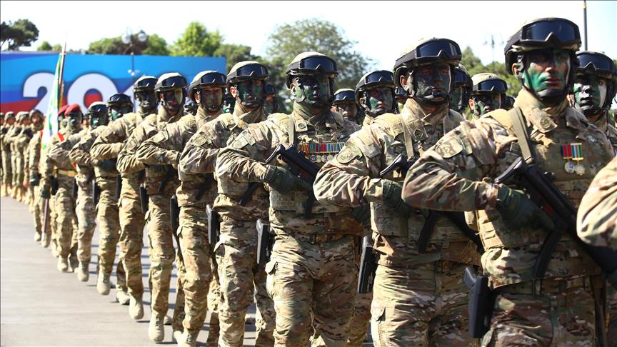 El ejército de Azerbaiyán comenzó entrenamientos exhaustivos
