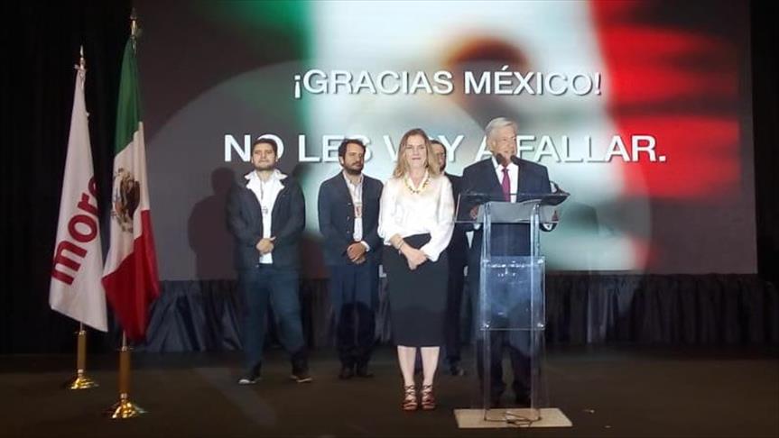 El izquierdista López Obrador gana elecciones presidenciales en México