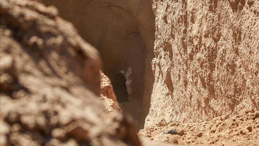 Egyptian army destroys Gaza smuggling tunnel: Reports