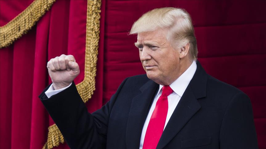 Trump insta a universidades a ignorar factor de raza en los ingresos