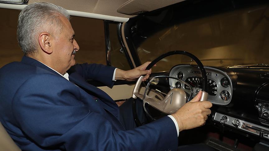 'Son Başbakan'ın kullandığı otomobile gözü gibi bakıyor